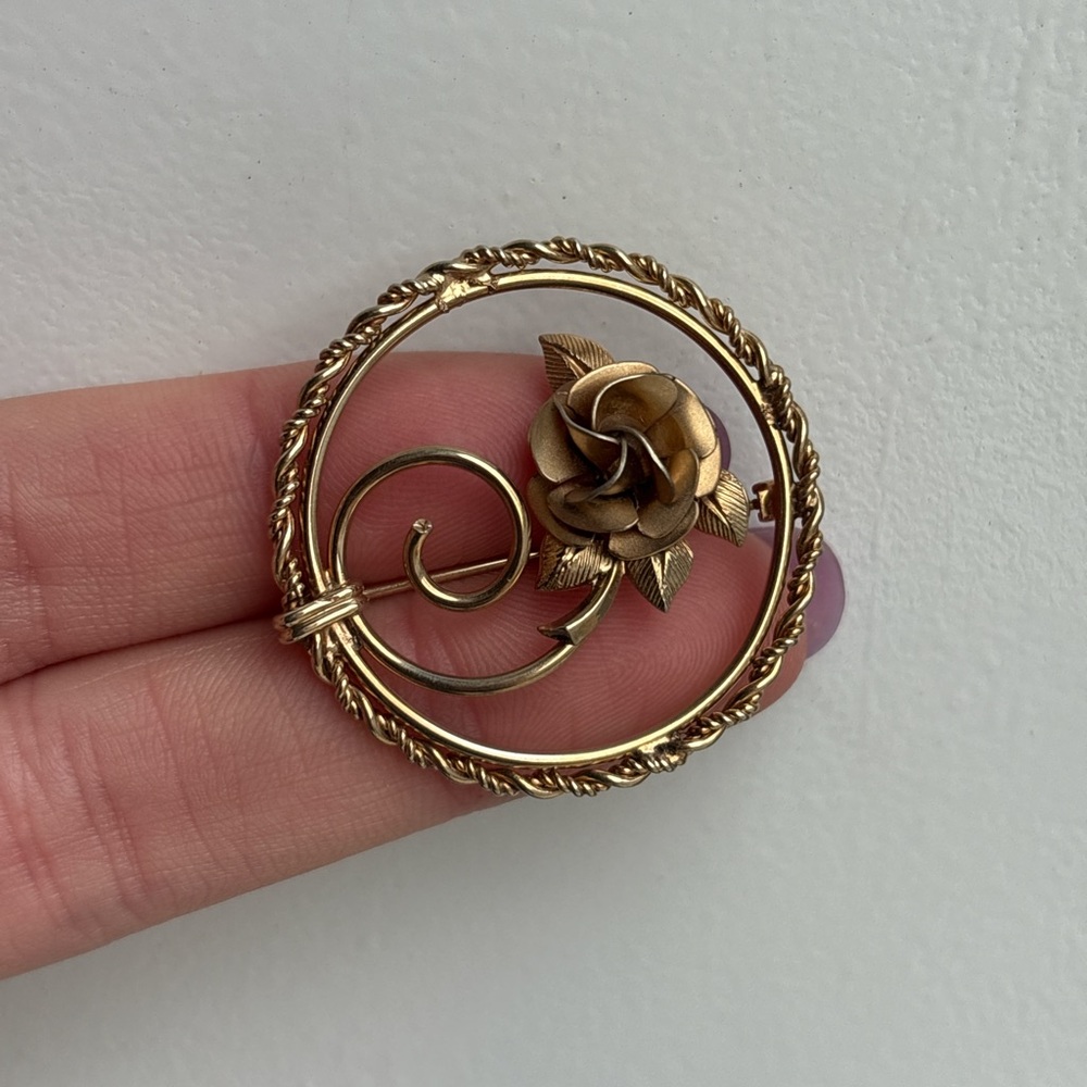 Vintage Gold Fill Floral Rose Leaf Brooch Pin - Picture 3 of 4